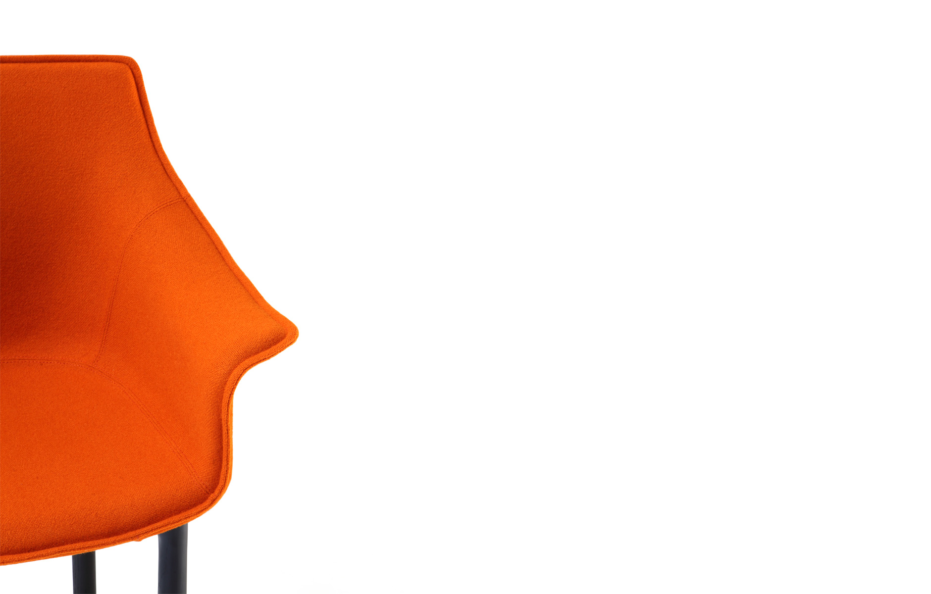 DrapedChair_FronForPorro_1880 (3)