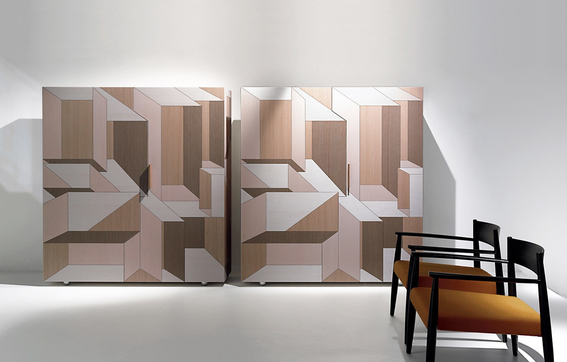 InlaidCupboard_byFront_projectimage_1880_5