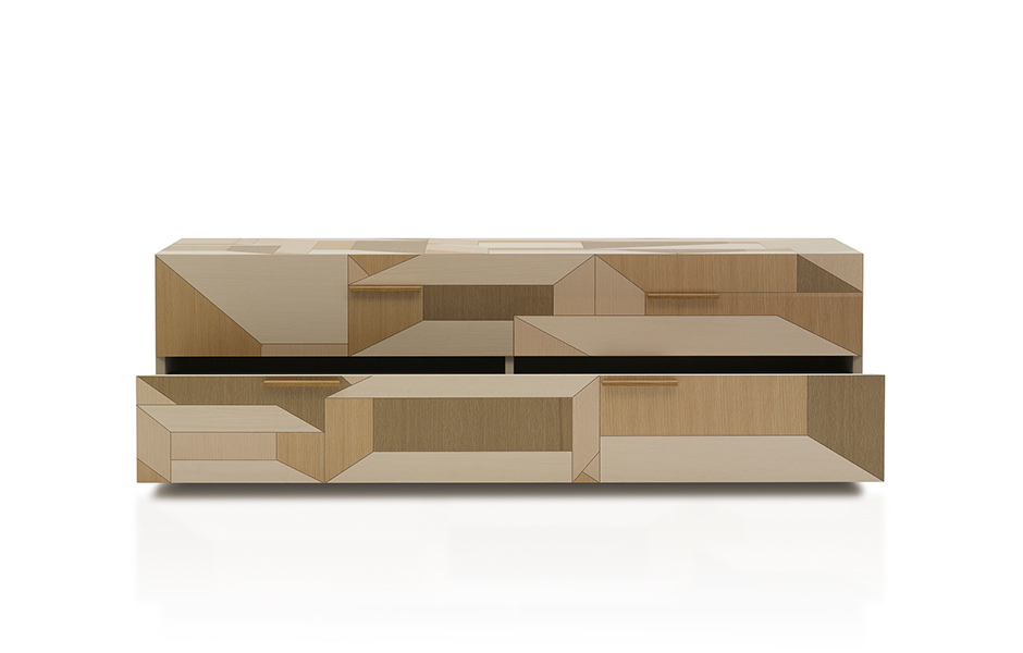 InlaidCupboard_byFront_projectimage_940_3