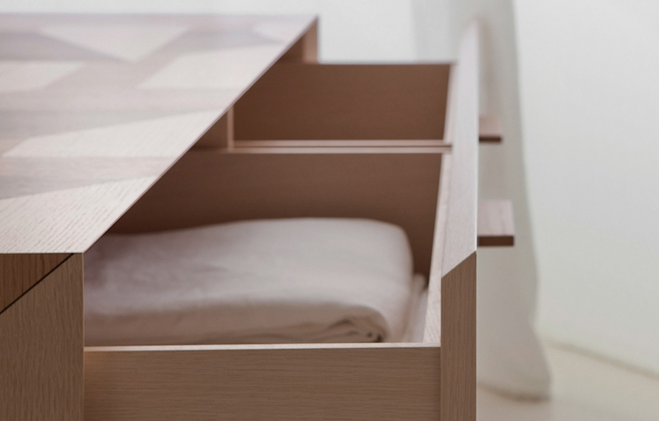 InlaidCupboard_byFront_projectimage_940_8