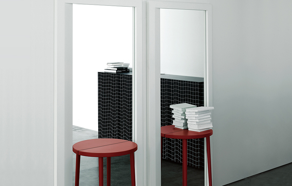 MirrorTable_byFront_projectimage_940