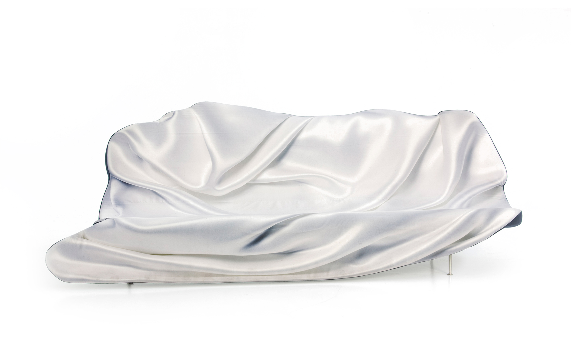 MomentCollection_byFront_projectimage_1880