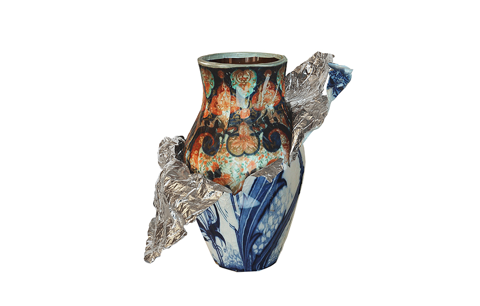 OpeningTheVase_by Front_projectdefaultimage_940