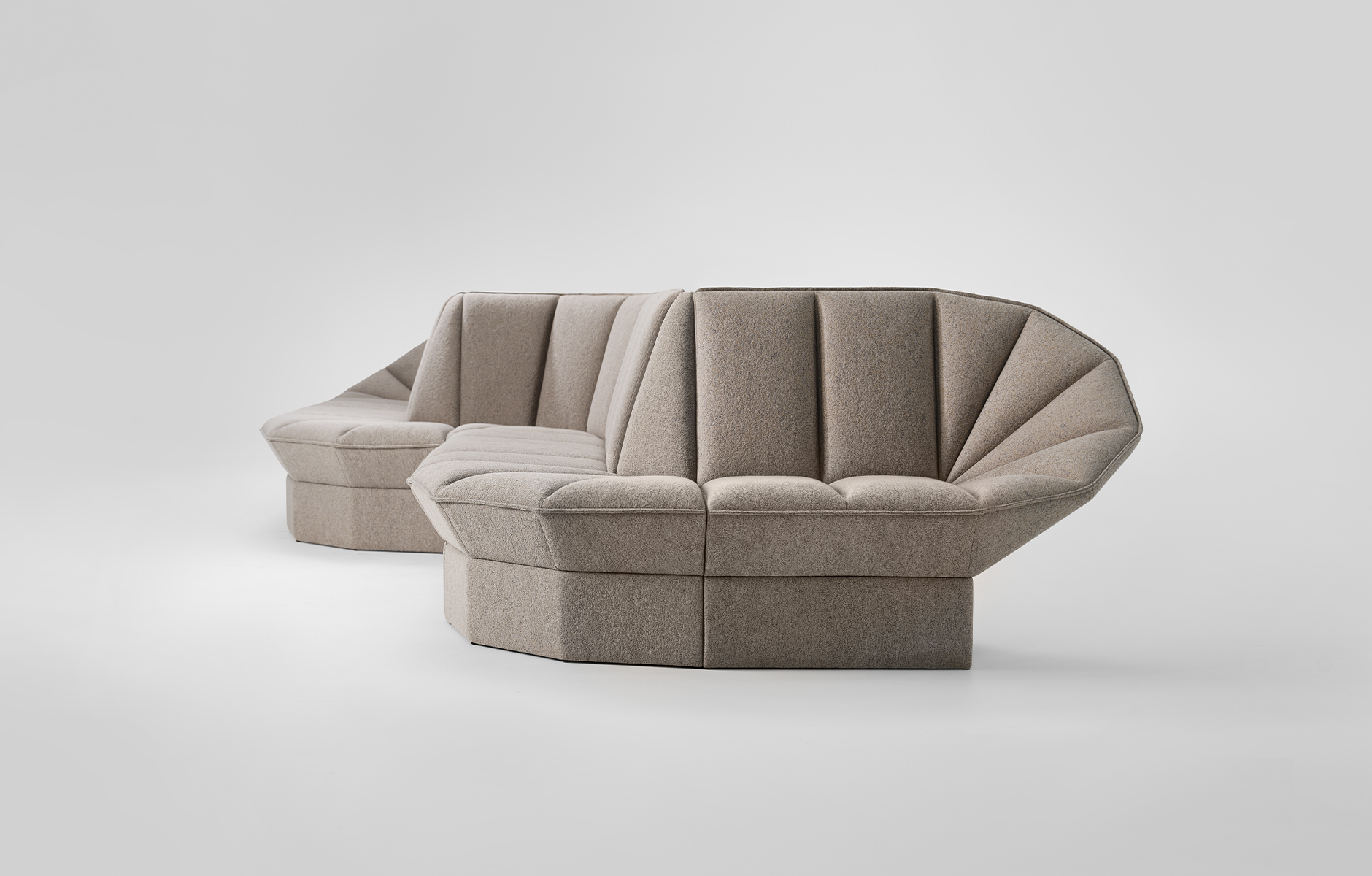 Orisofa_FrontForEFG_Projectimage_11_1880