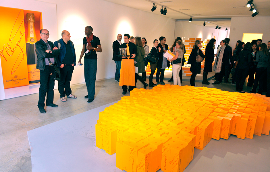 VeuveClicquot_byFront_projectimage_940